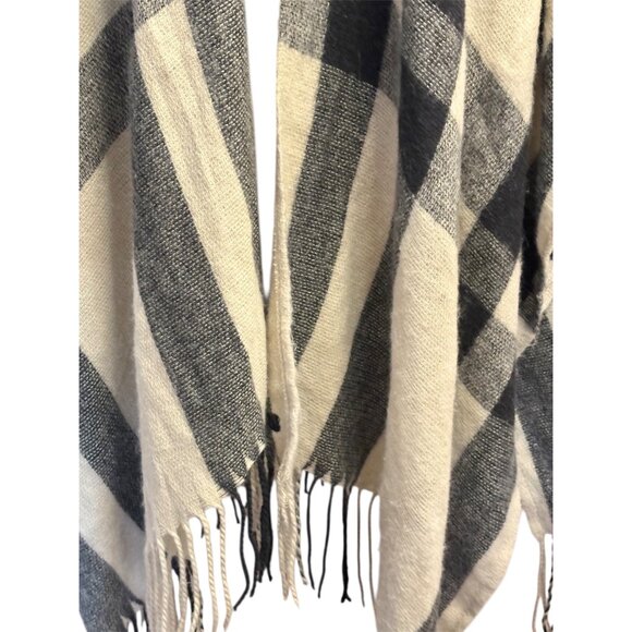 Banana Republic Plaid Fringe Open Front Poncho Wrap Black/Cream/Beige One Size - Picture 5 of 9